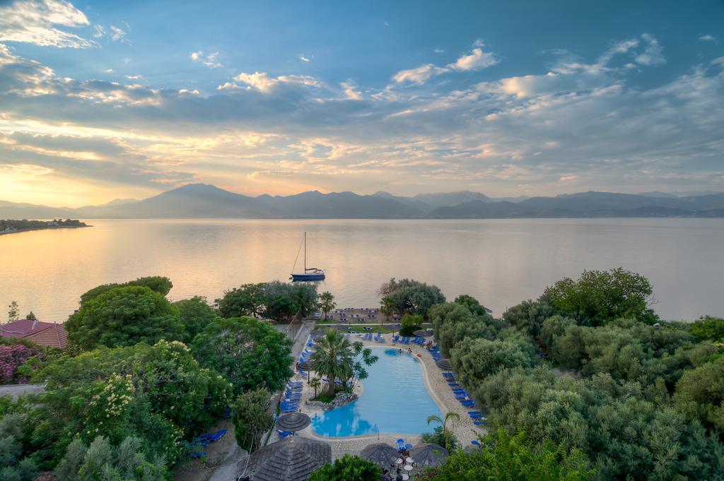 Florida Blue Bay Resort & Spa Psathopyrgos Exteriör bild