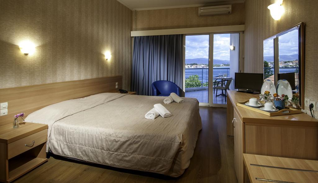 Florida Blue Bay Resort & Spa Psathopyrgos Exteriör bild
