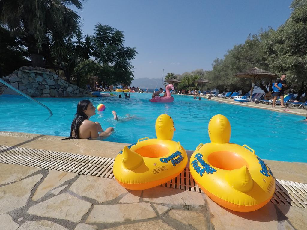 Florida Blue Bay Resort & Spa Psathopyrgos Exteriör bild